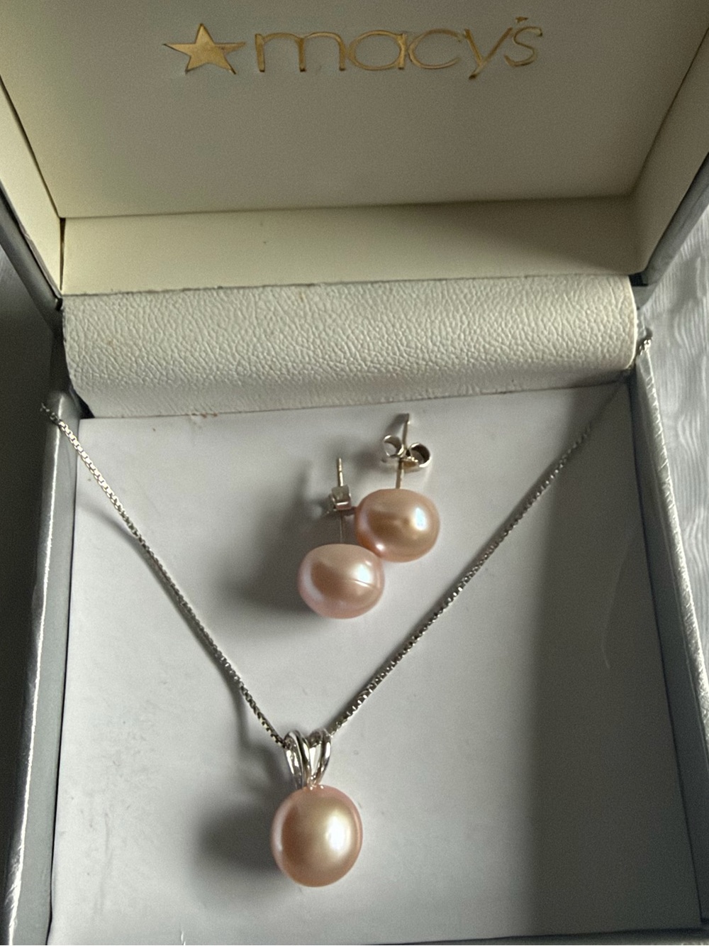 Macy's Blush Pink Pearl Pendant Necklace with Matching Stud Earrings